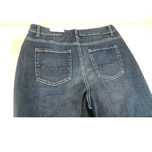 NWT M JEANS MAURICES HIGH RISE CURVY STRAIGHT LEG 18W SHORT - Picture 6 of 7